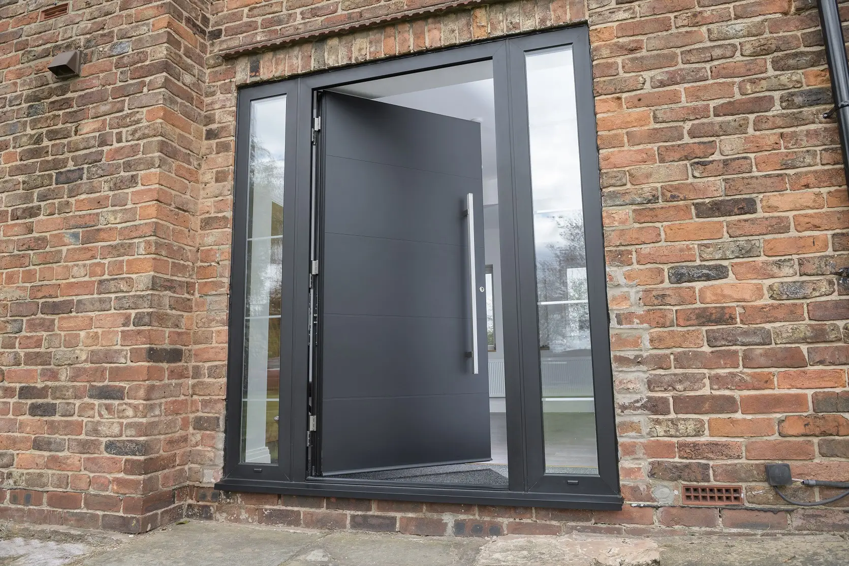 aluminium entrance door