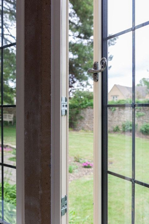 aluminium casement window
