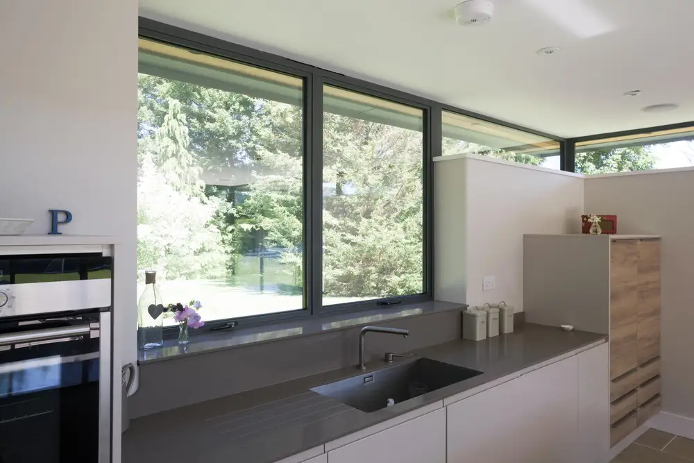 aluminium flush window